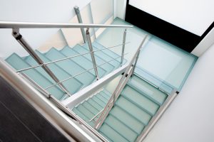 Glastreppe Escalier Treppe Treppenbau Modern von AVC Schweiz