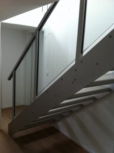 Metalltreppe Treppe Treppenbau Modern von AVC Schweiz