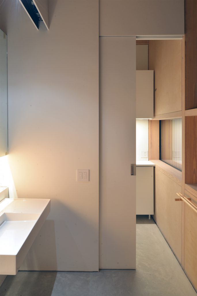 Frameless Door New York | Trimless Door | Minimalist Door | New York | Los Angeles | Flächenbündige Türen | Wandbündige Türen | Deutschland | Schweiz